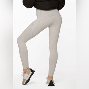 Lorna Jane Soft Gray Active Leggings 0266